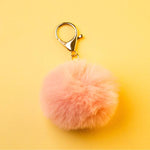 MONBEBE 粉紅毛毛球 Bag Charm