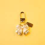 MONBEBE 珍珠蝴蝶結 Bag Charm