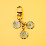 MONBEBE 粉藍小雛菊 Bag Charm